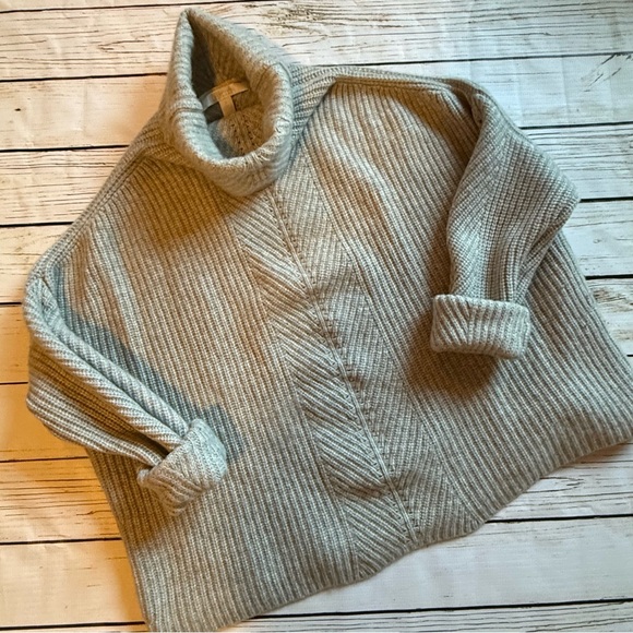 Nordstrom Sweaters - Nordstrom Collection Cashmere Gray Boxy Cropped Turtleneck Sweater Size XL